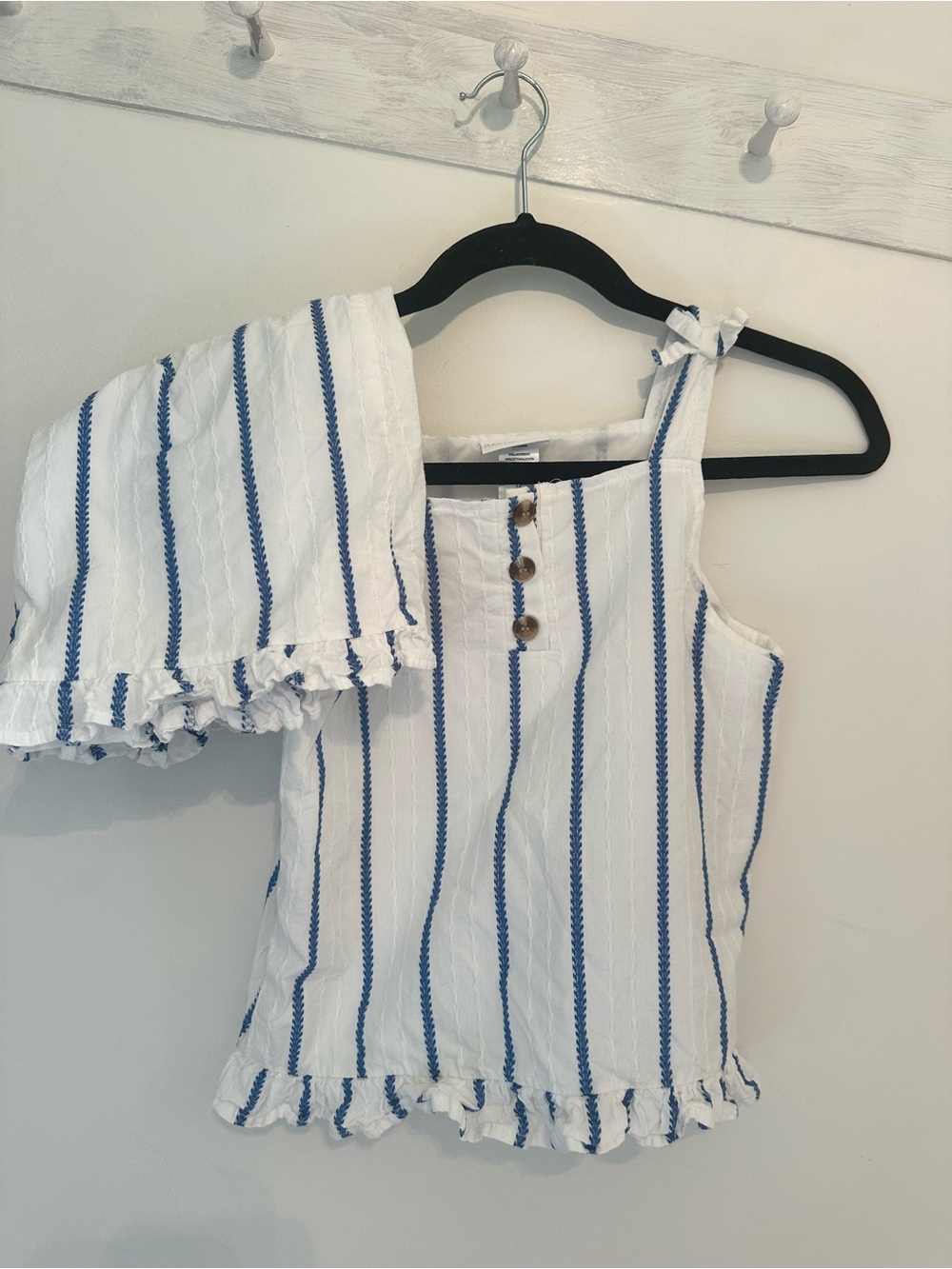 Rachel Zoe girls two piece White & Blue Striped Ruffle set size 12